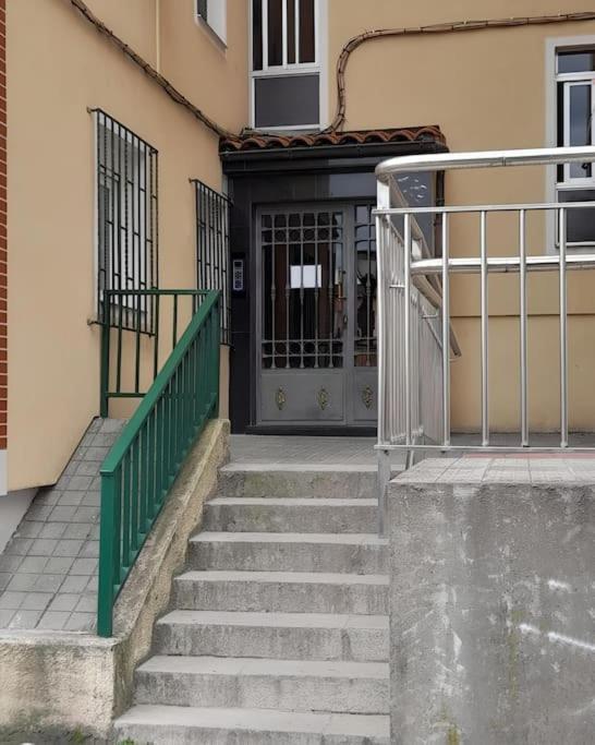 Calida Estancia Descubre La Ciudad 毕尔巴鄂 外观 照片
